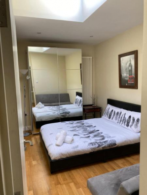 Central- 3 bedrooms